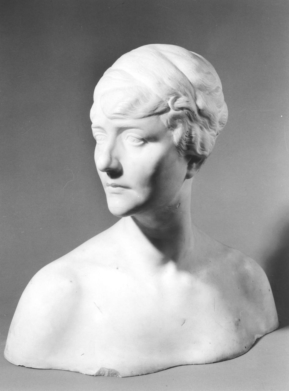 busto femminile (scultura) di Formilli Attilio (primo quarto sec. XX)