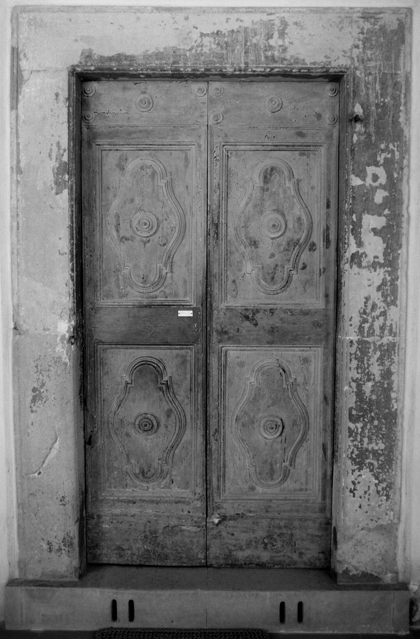 portone - ambito toscano (secondo quarto sec. XVIII)