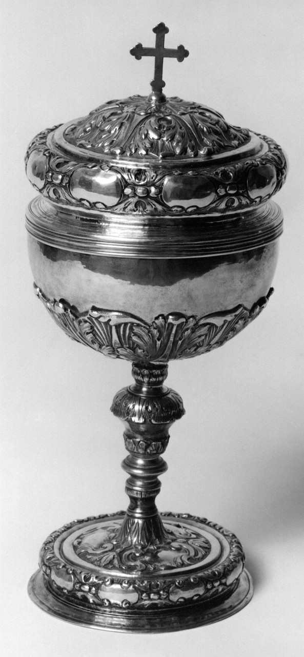 pisside - bottega toscana (primo quarto sec. XVIII)