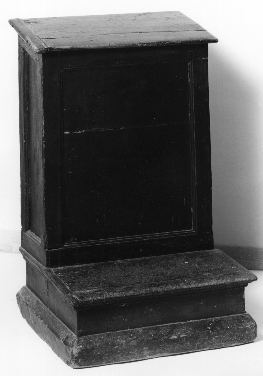 inginocchiatoio - ambito toscano (prima metà sec. XIX)