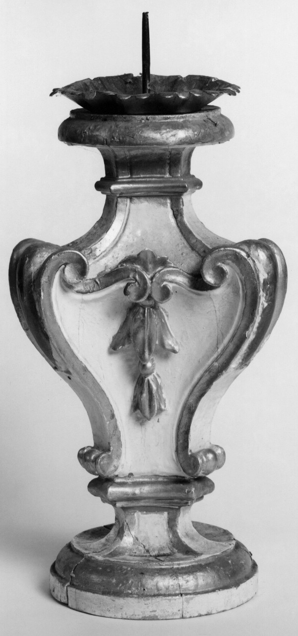 vaso d'altare con composizione floreale, serie - produzione toscana (fine/inizio secc. XVIII/ XIX)