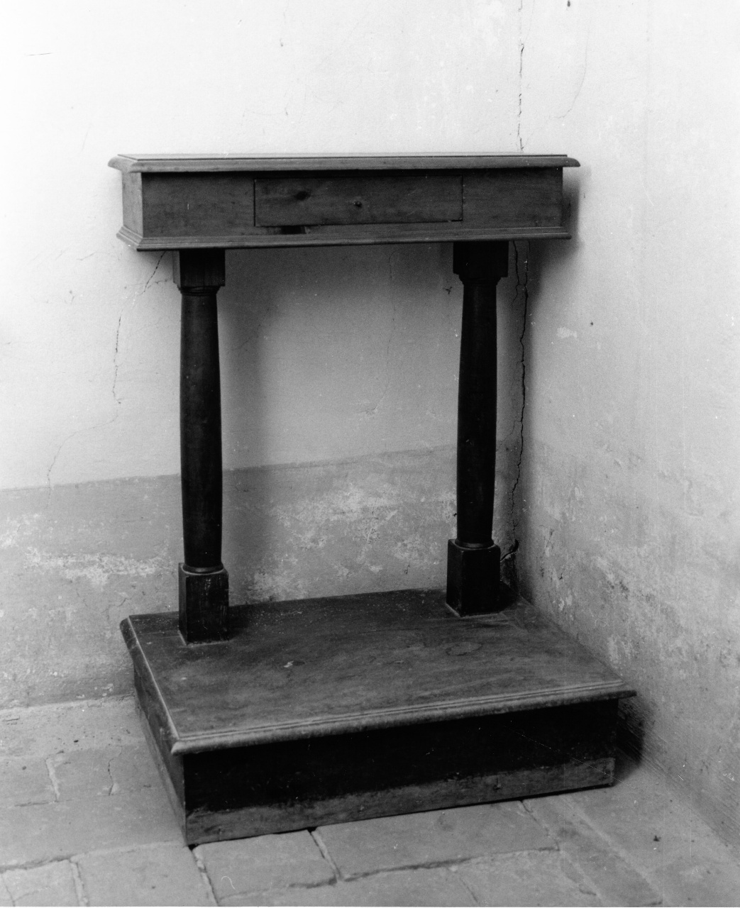 inginocchiatoio - produzione toscana (prima metà sec. XIX)