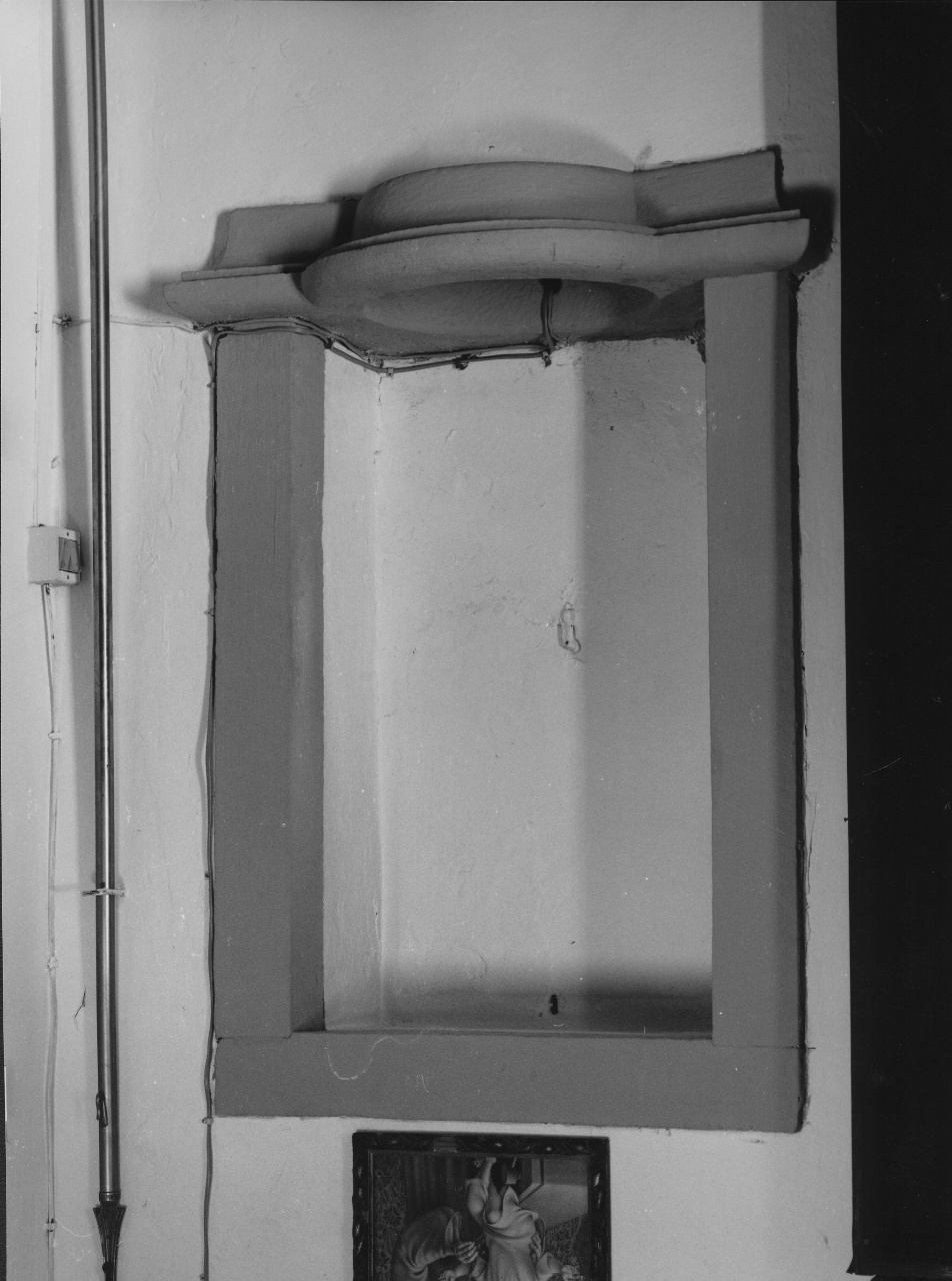 lavabo da sacrestia - produzione toscana (sec. XIX)