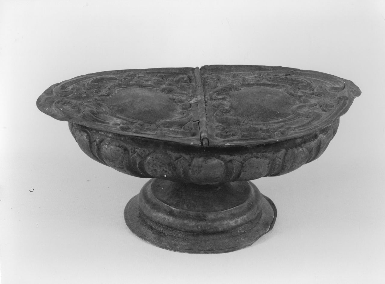 navicella portaincenso - bottega toscana (sec. XVIII)