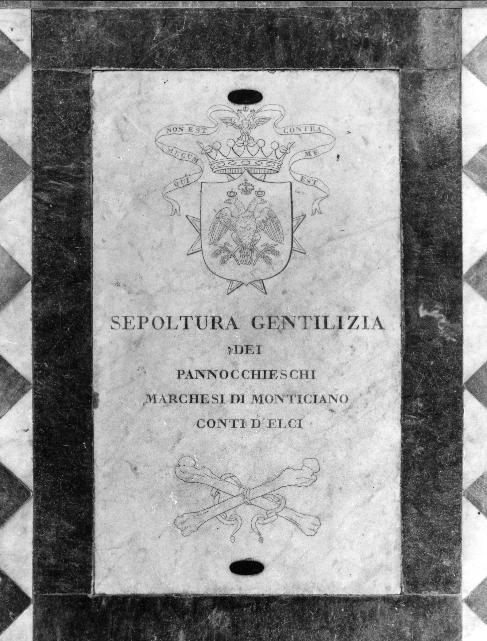 lastra tombale - manifattura toscana (secc. XVIII/ XIX)