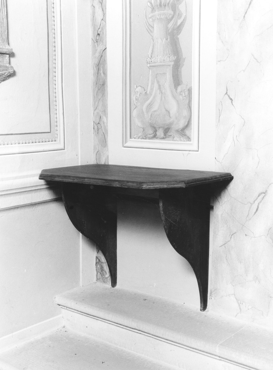 mensola - produzione toscana (sec. XIX)