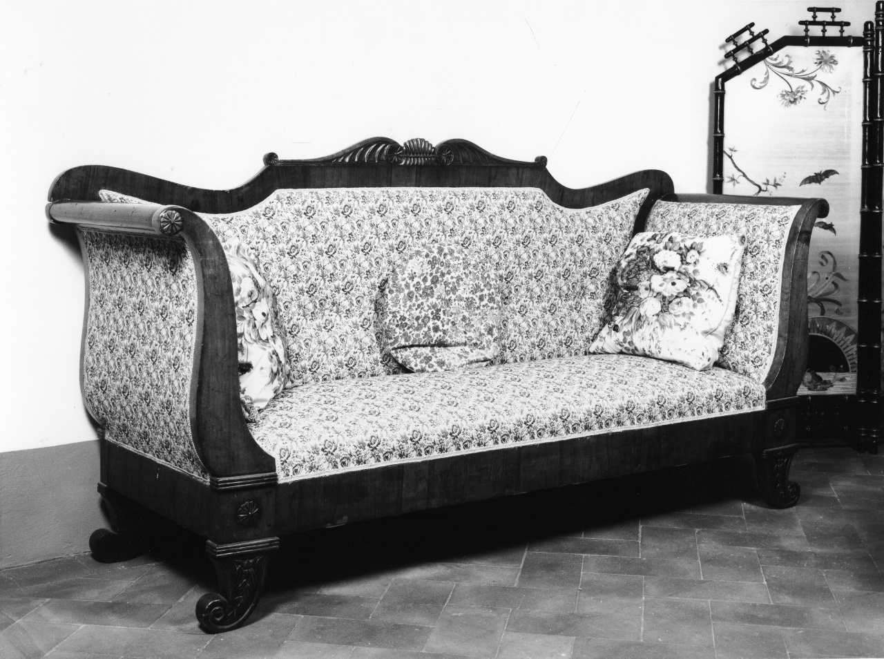 divano - produzione toscana (terzo quarto sec. XIX)