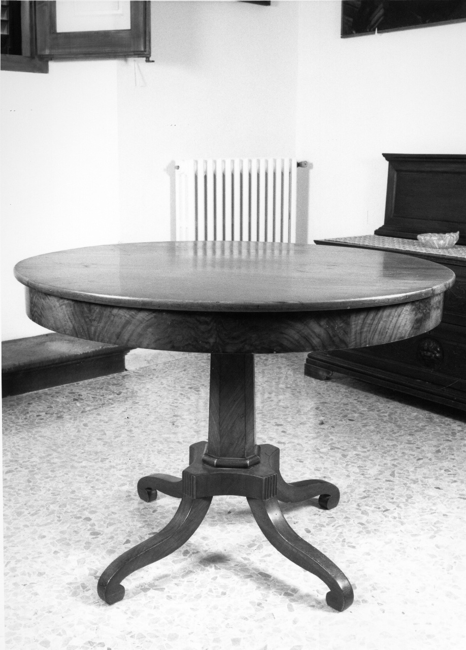 tavolo da centro - produzione toscana (metà sec. XIX)