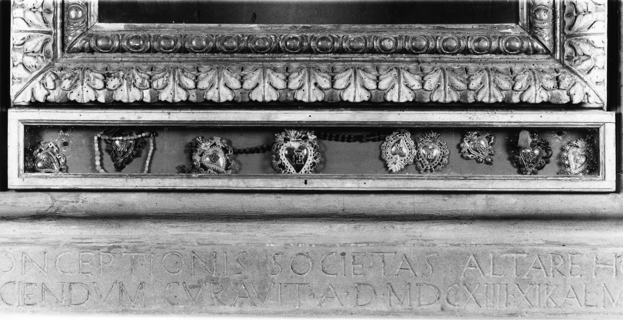 cornice - produzione toscana (prima metà sec. XIX)