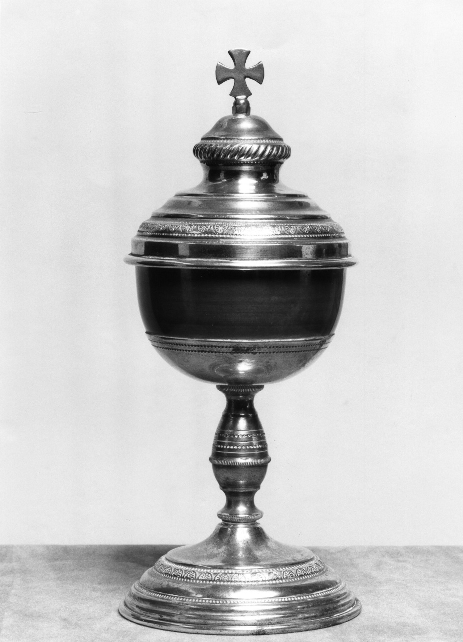 pisside - produzione toscana (metà sec. XX)