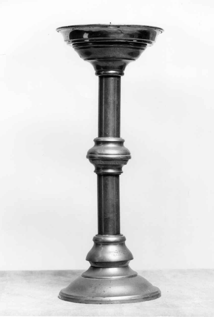 candeliere, serie - produzione toscana (metà sec. XX)