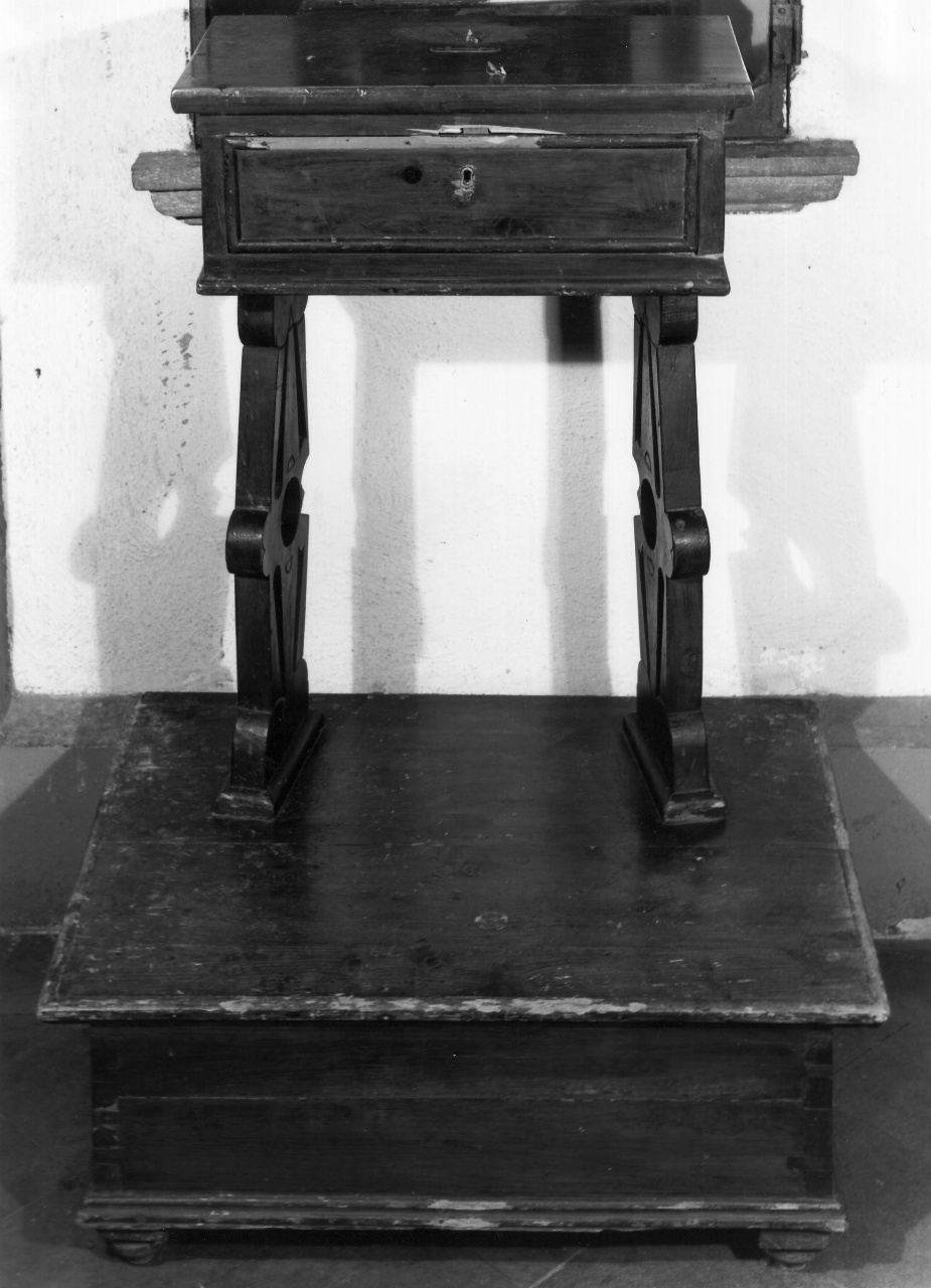 inginocchiatoio - produzione toscana (seconda metà sec. XIX)