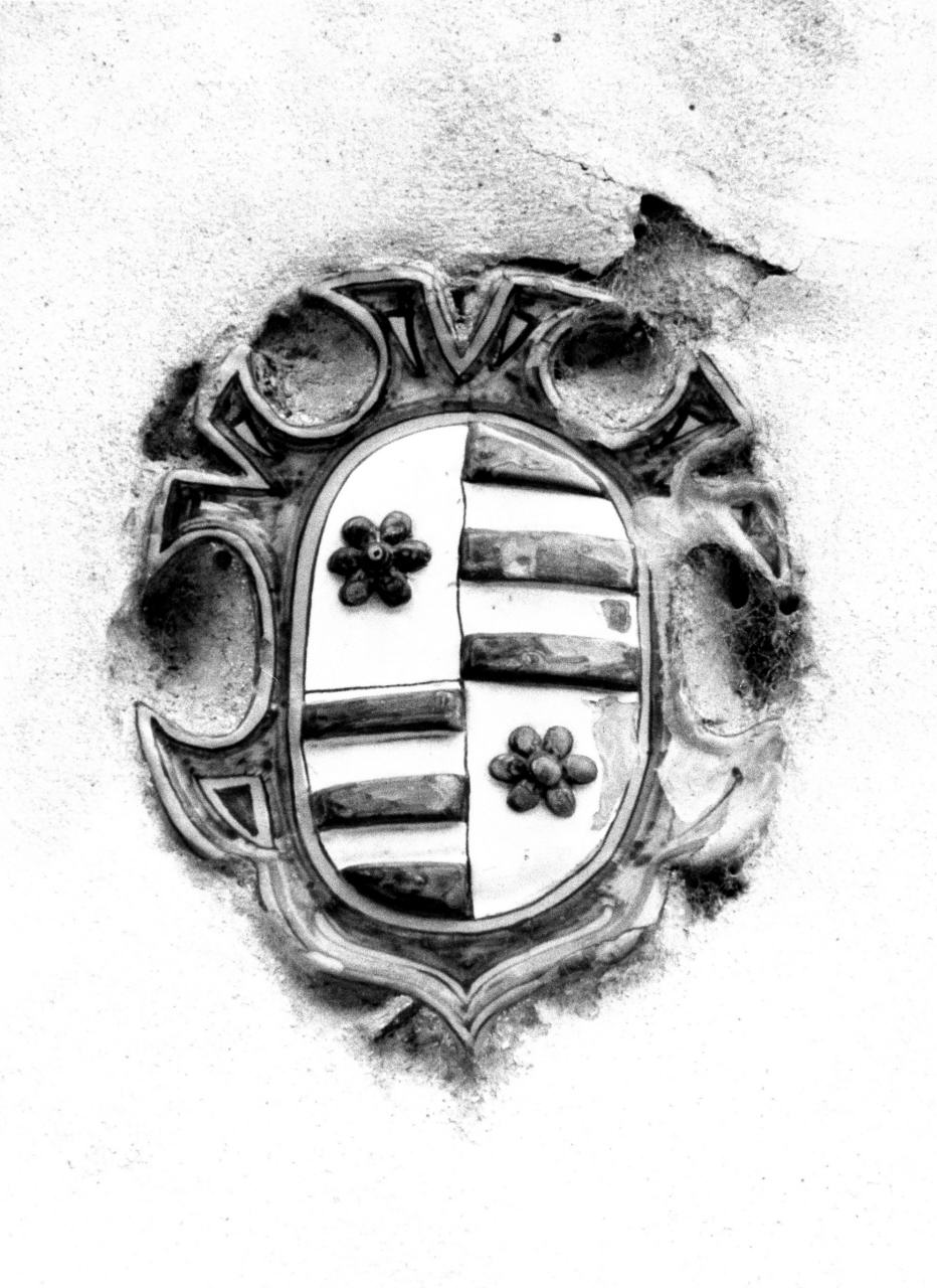 stemma gentilizio (rilievo) - manifattura toscana (prima metà sec. XVII)