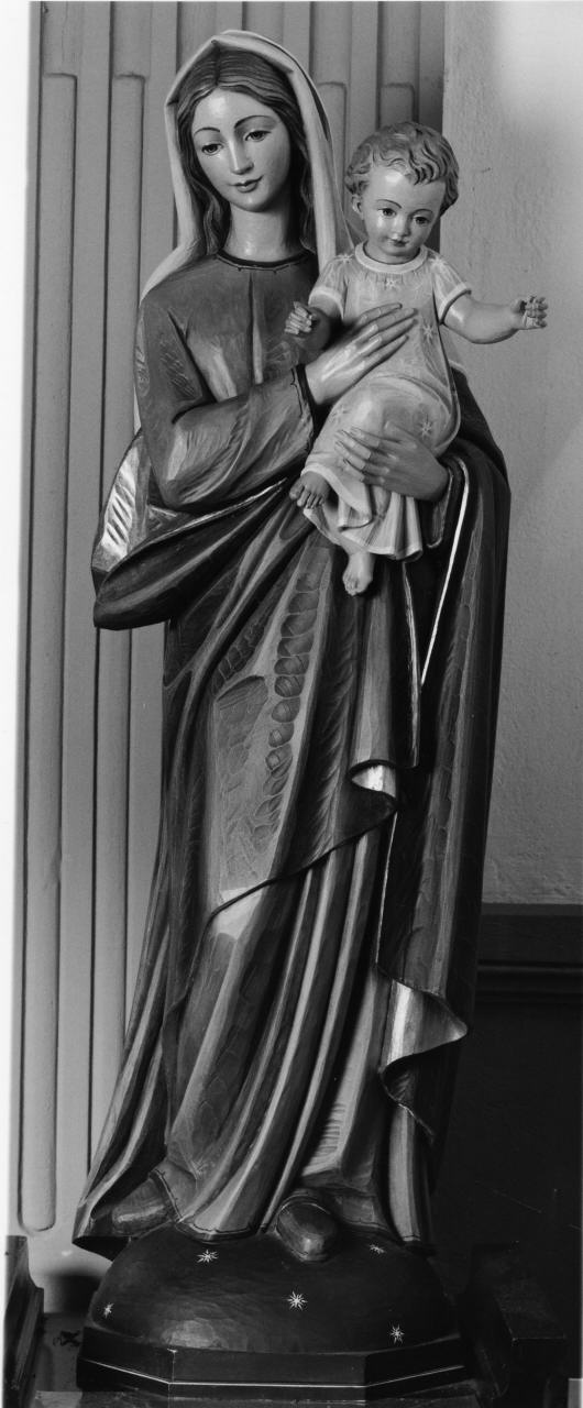 Madonna con Bambino (scultura) - bottega toscana (terzo quarto sec. XX)