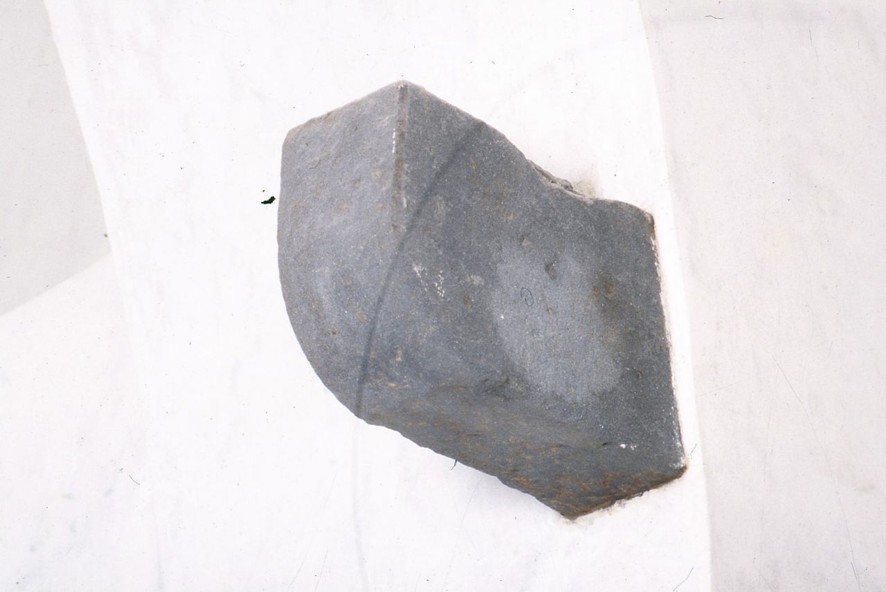 mensola - bottega fiorentina (secc. XIV/ XV)