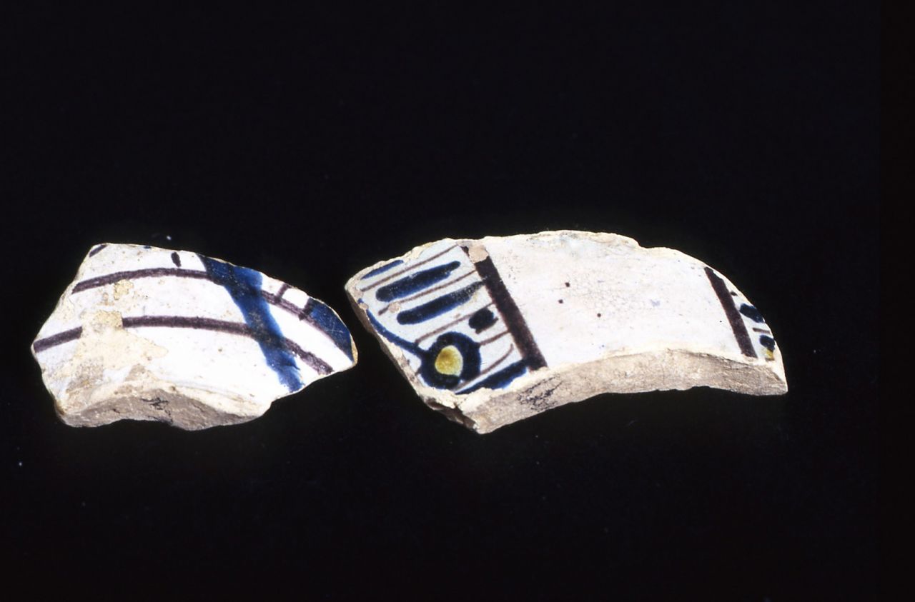 motivo decorativo geometrico (tazza, frammento) - manifattura fiorentina (prima metà sec. XV)