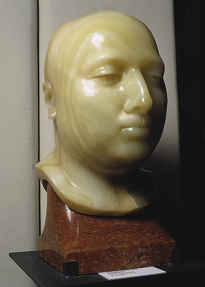 Ritratto di Emilio Jesi, ritratto di Emilio Jesi (scultura) di Raphael de Simon Mafai Antonietta (sec. XX)