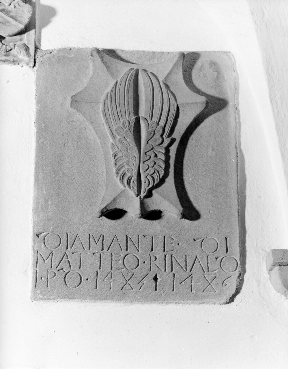 stemma gentilizio della famiglia Rinaldi (rilievo) - produzione toscana (sec. XV)