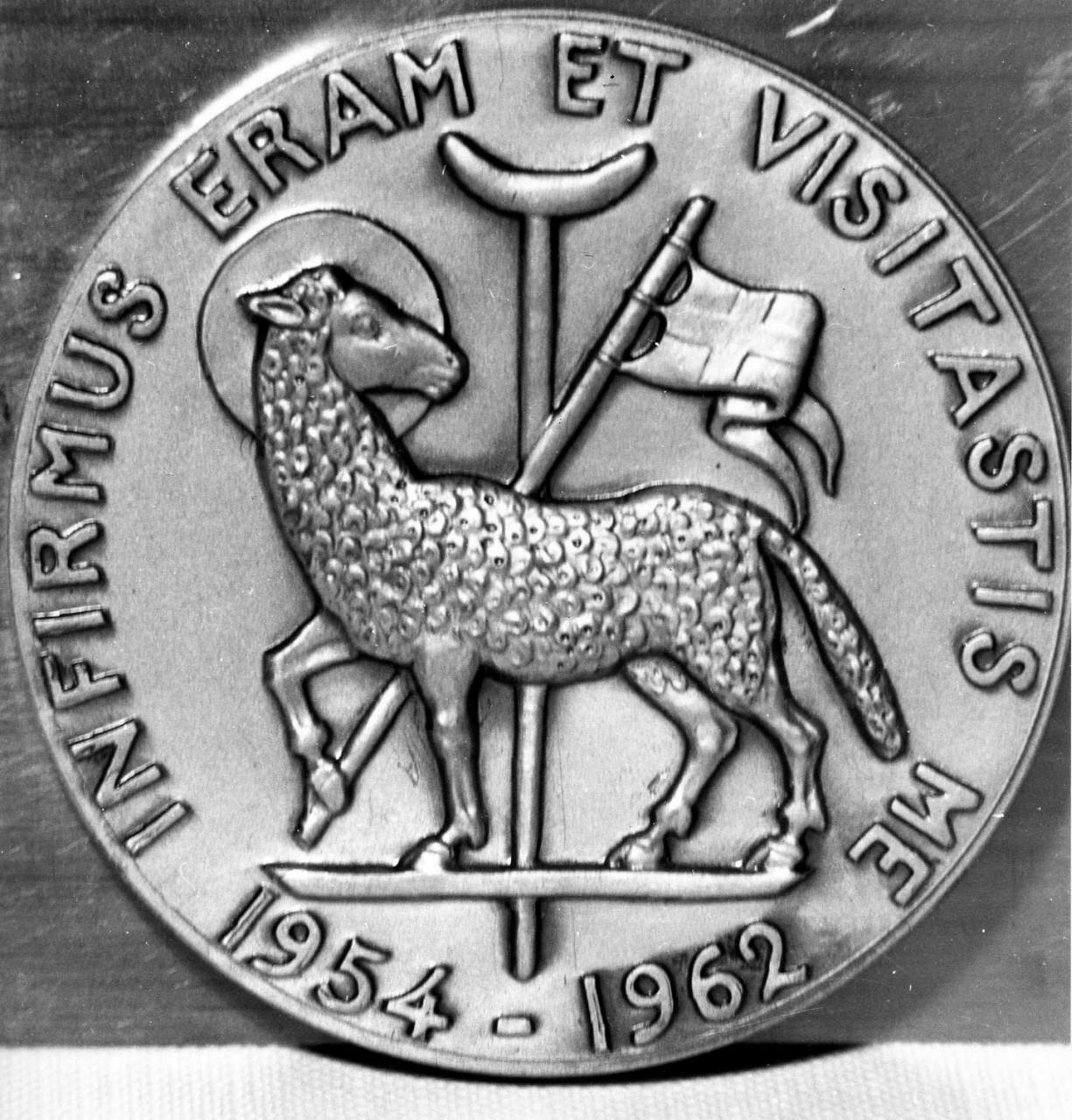 emblema dell' Arcispedale di Santa Maria Nuova e di San Bonifazio (medaglia) di Moschi Mario (sec. XX)