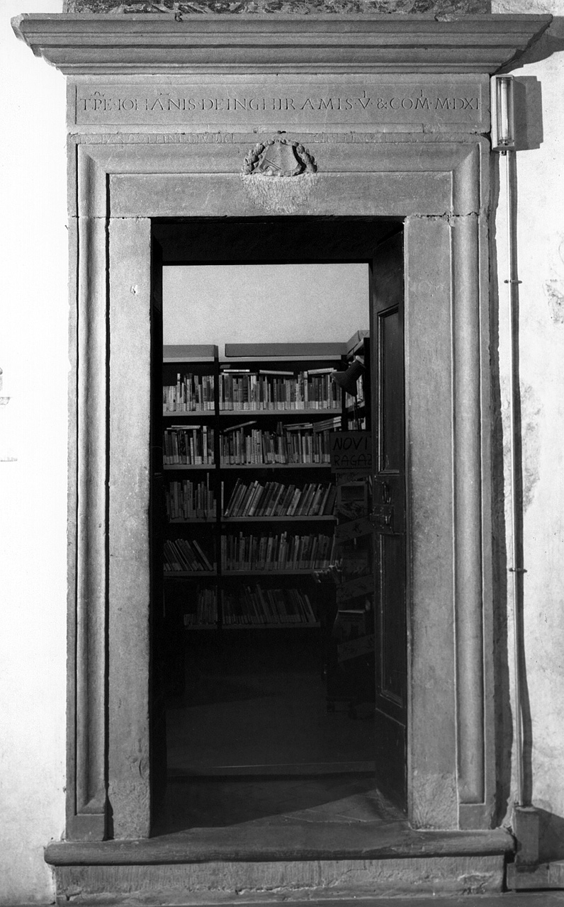 portale - ambito toscano (sec. XVI)