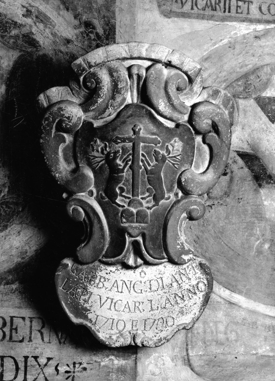 stemma gentilizio della famiglia Lapi (rilievo) - ambito toscano (sec. XVIII)