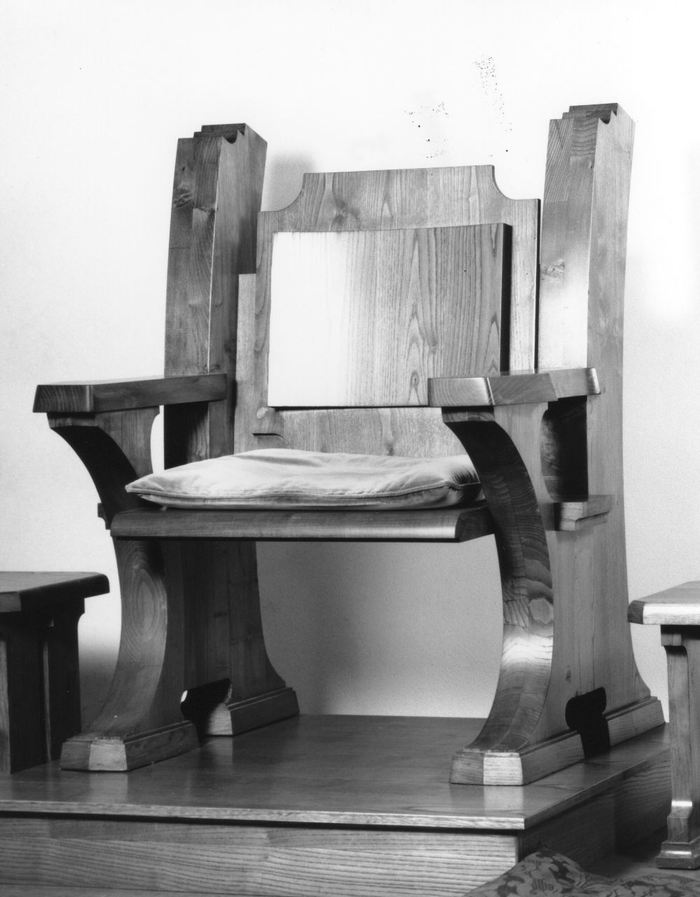 seggiolone di Peruzzi Marcello (sec. XX)