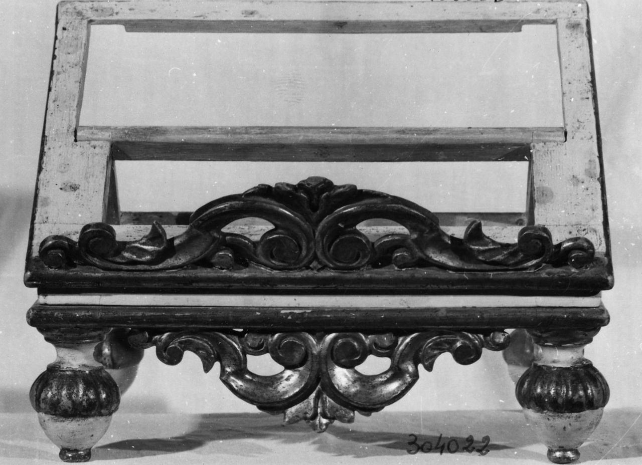 leggio da tavolo - bottega toscana (inizio sec. XIX)