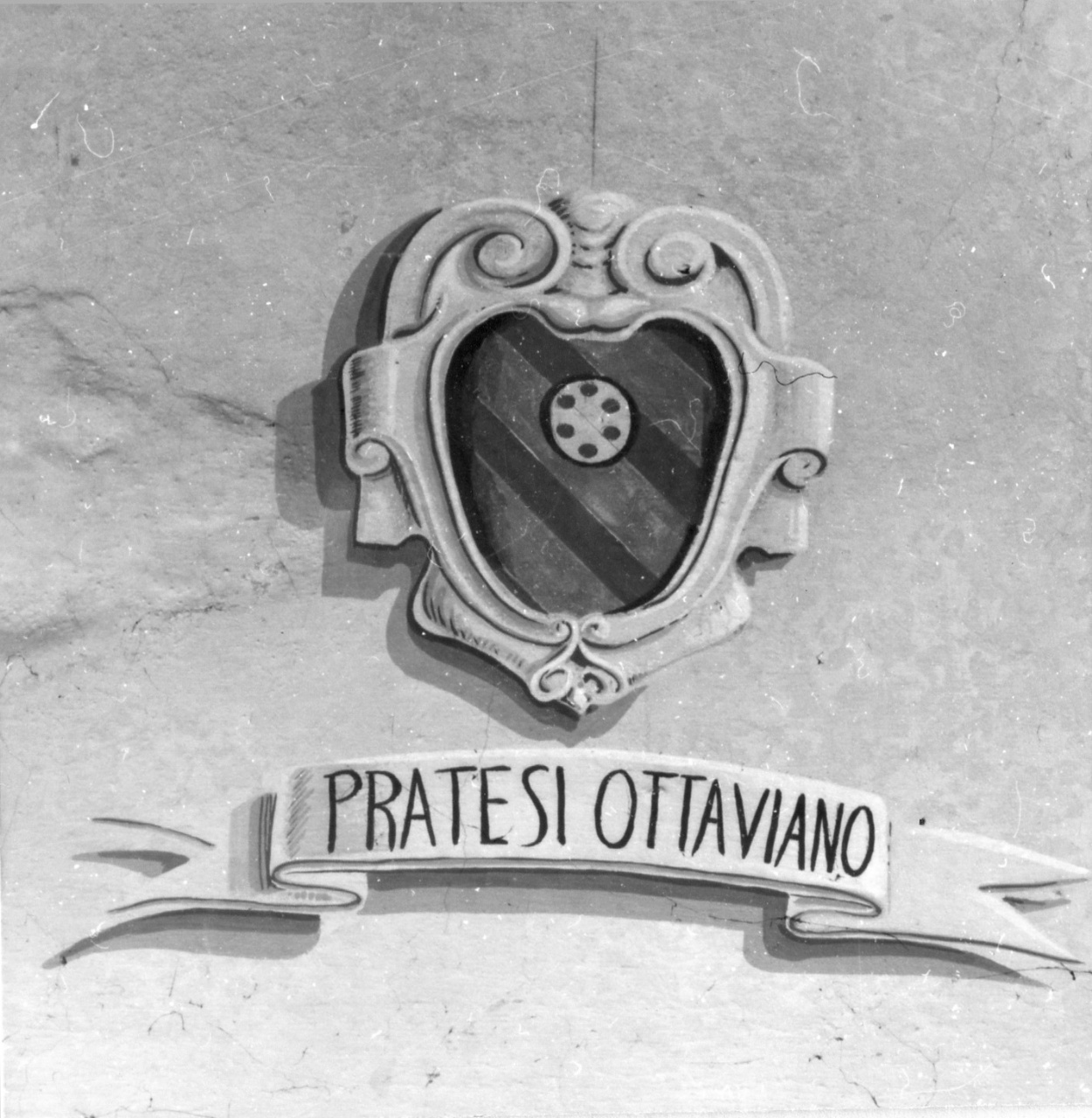 stemma gentilizio della famiglia Pratesi (dipinto) - bottega toscana (inizio sec. XX)