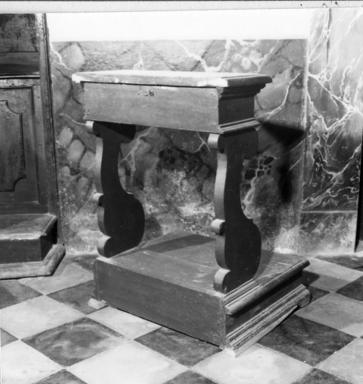 inginocchiatoio - bottega toscana (sec. XVIII)