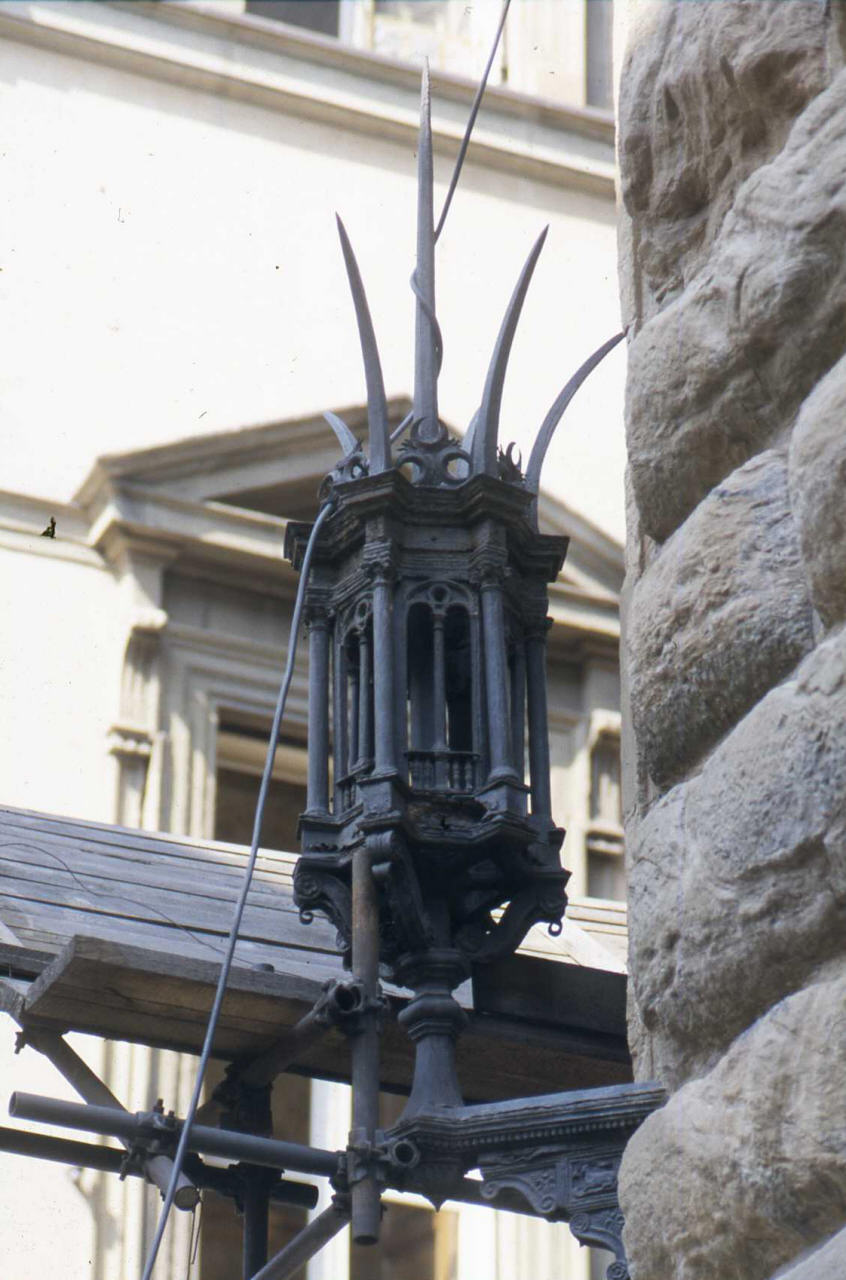 lanterna, serie - manifattura fiorentina (prima metà sec. XVII)