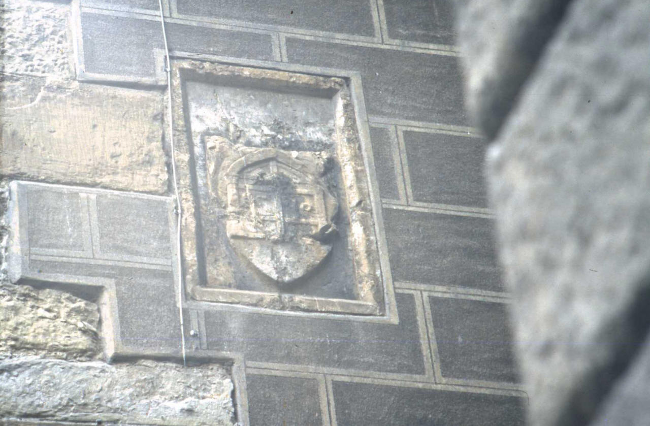 stemma dell'Arte della Seta (rilievo) - produzione fiorentina (prima metà sec. XV)