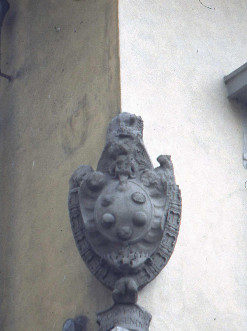 stemma gentilizio della famiglia Medici (rilievo) - manifattura toscana (terzo quarto sec. XVI)