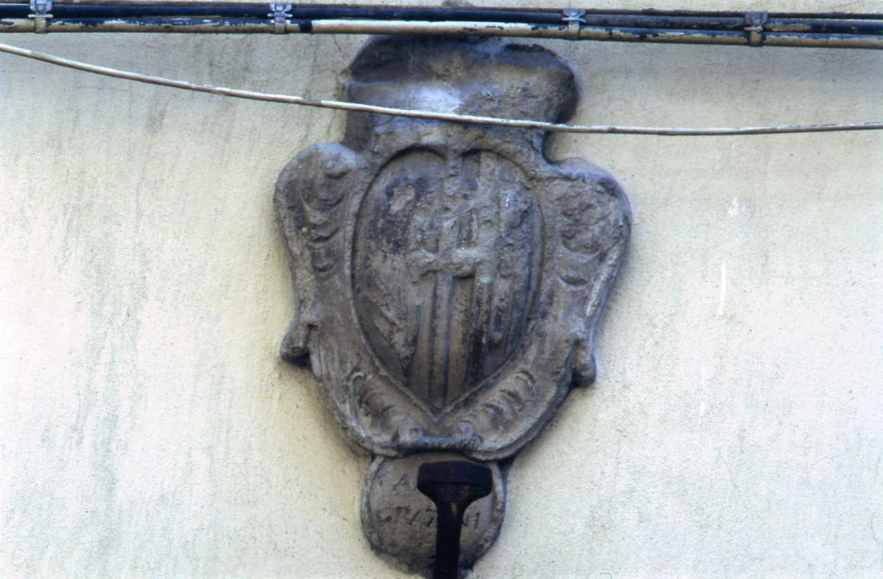 stemma gentilizio (rilievo) - produzione fiorentina (prima metà sec. XV)