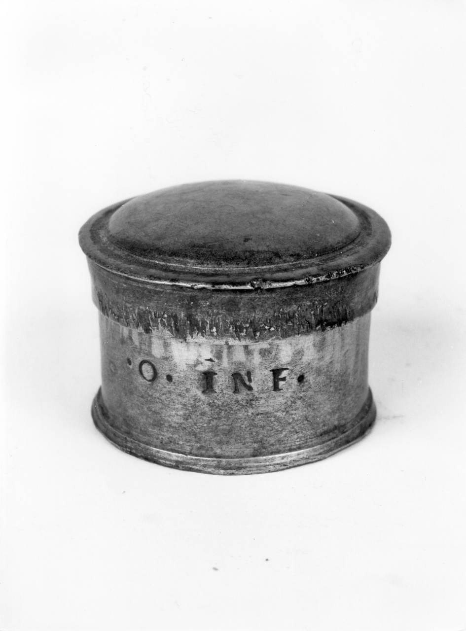 vasetti per oli santi - produzione toscana (prima metà sec. XVIII)