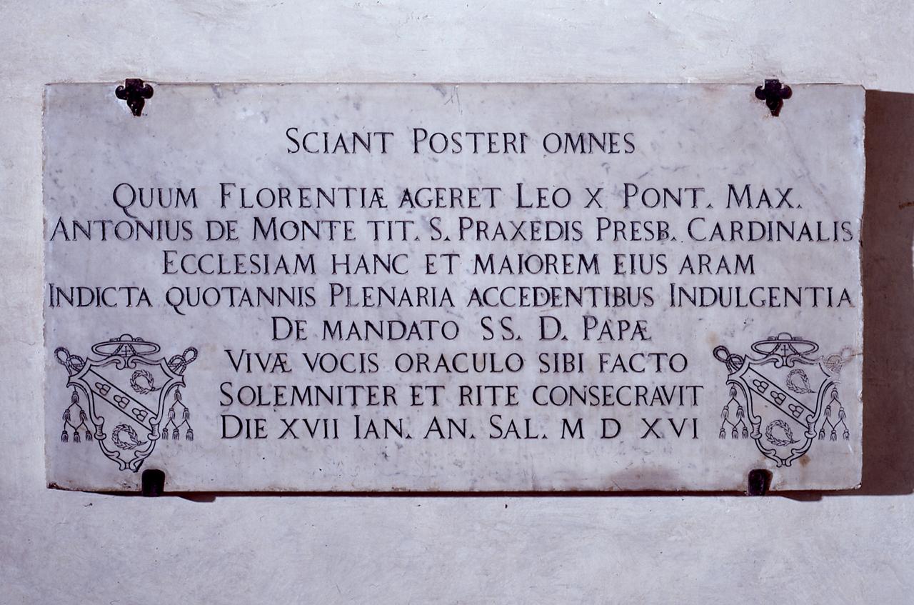 stemma del cardinale Antonio Del Monte (lapide) - bottega fiorentina (sec. XVI)