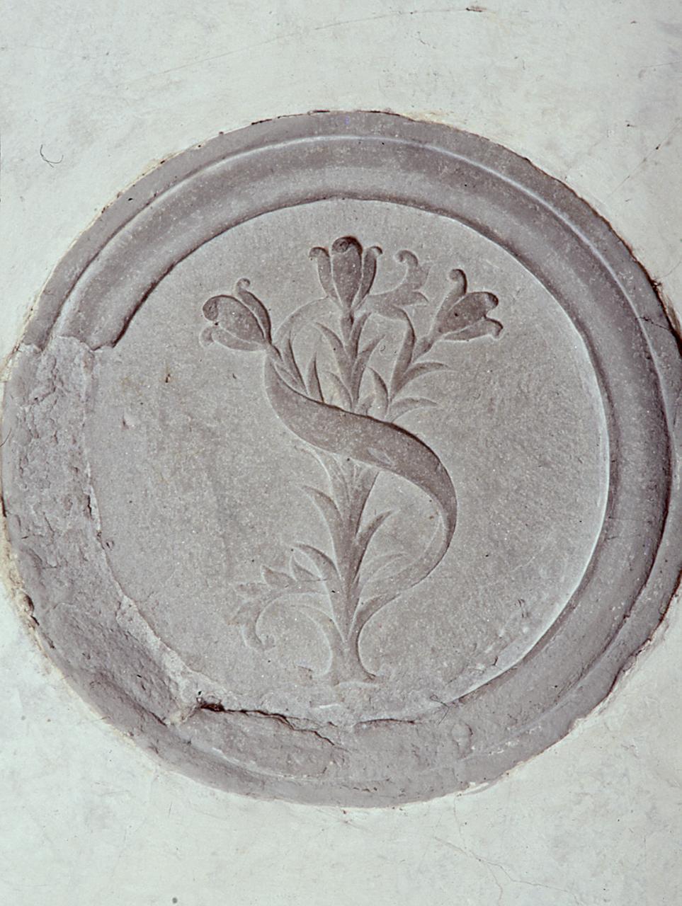 emblema dell'Ordine dei Servi di Maria (rilievo) - bottega fiorentina (secc. XV/ XVI)