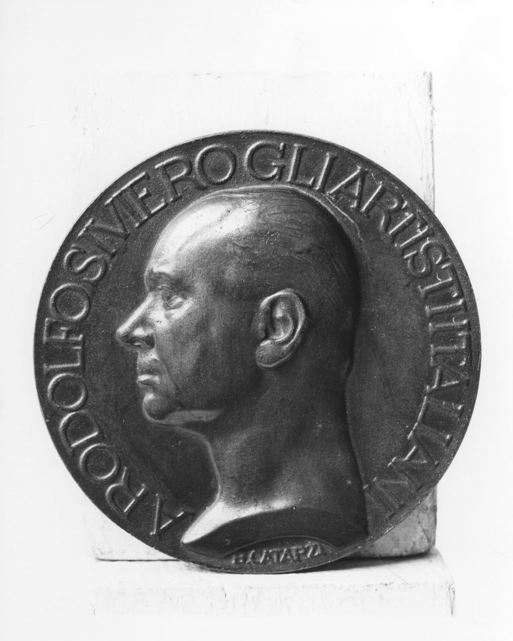 ritratto di Rodolfo Siviero (rilievo) di Catarzi Bruno (sec. XX)