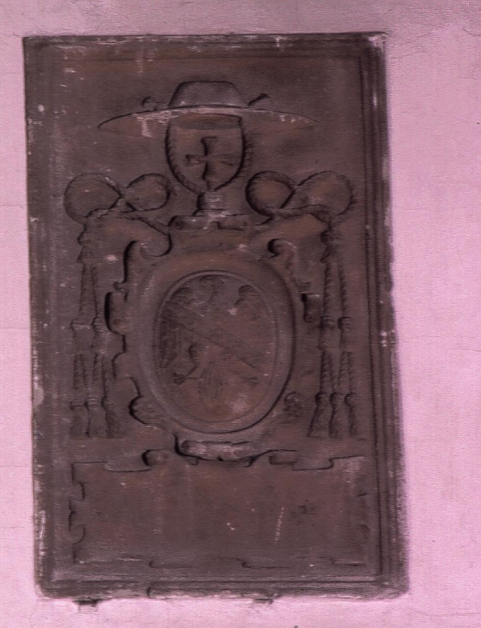 stemma gentilizio (targa) - produzione italiana (sec. XVI)