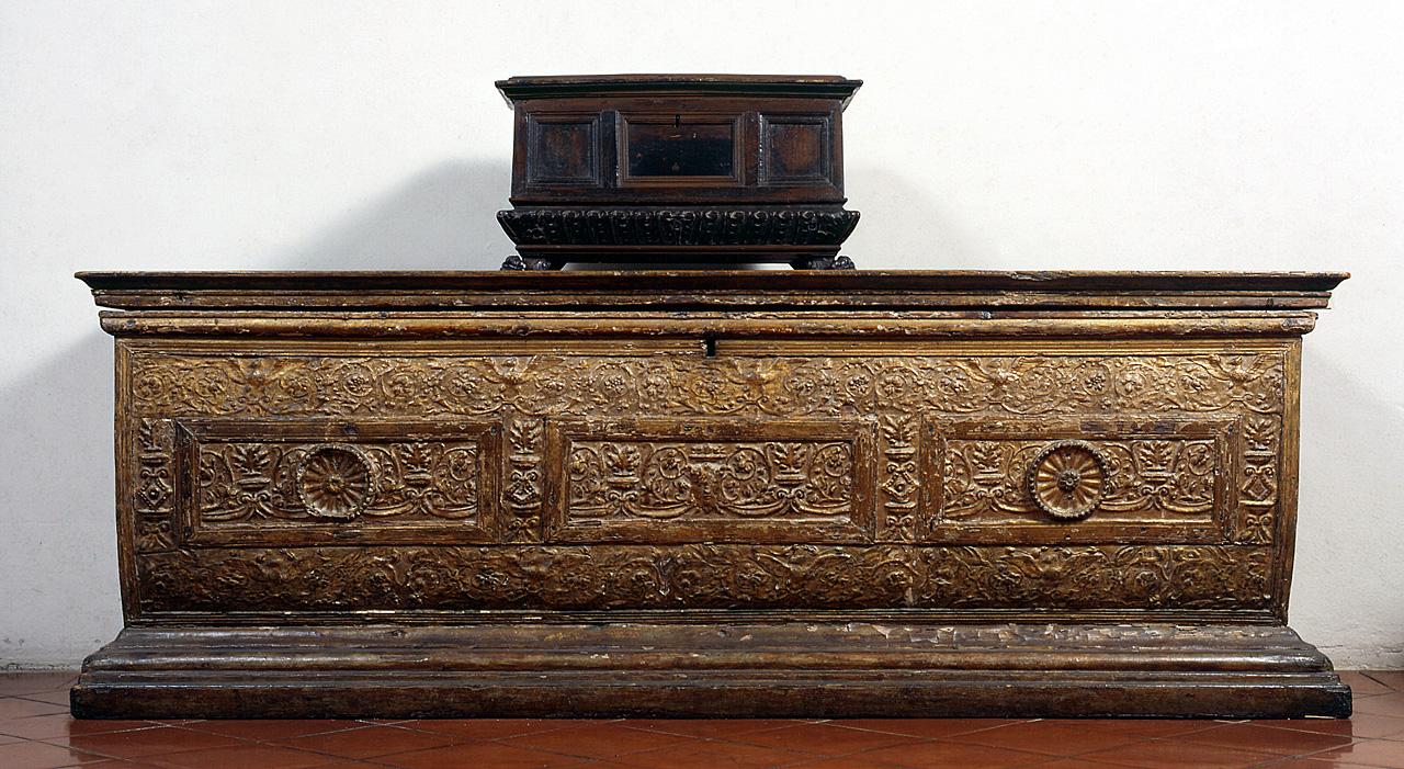 motivi decorativi vegetali (cassone) - bottega veneziana (secc. XV/ XVI)