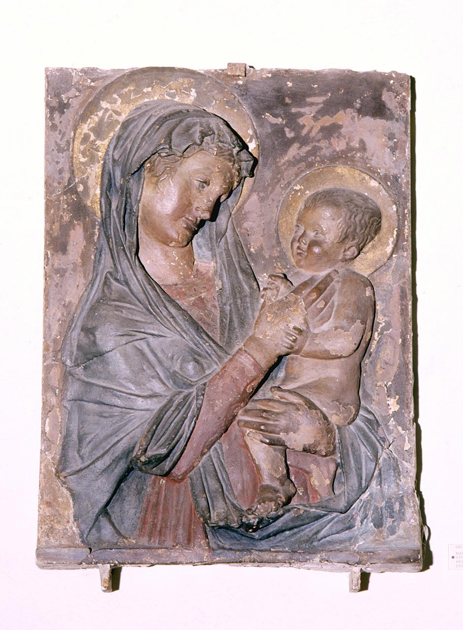 Madonna con Bambino (rilievo) di Bardi Donato detto Donatello (bottega) (secondo quarto sec. XV)