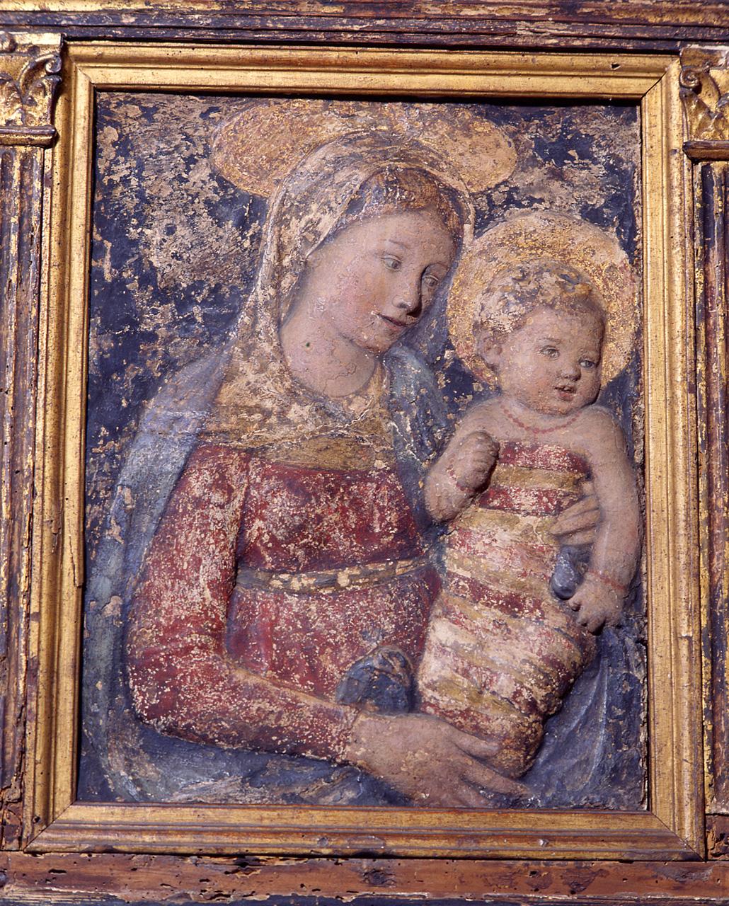 Madonna con Bambino (rilievo) di Desiderio da Settignano (bottega) (seconda metà sec. XV)