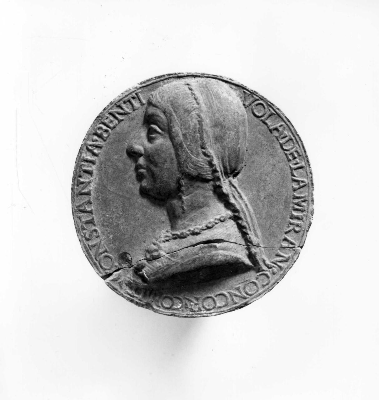 ritratto di Costanza Bentivoglio (calco di medaglia) di Lelli Oronzio (bottega) (sec. XIX)