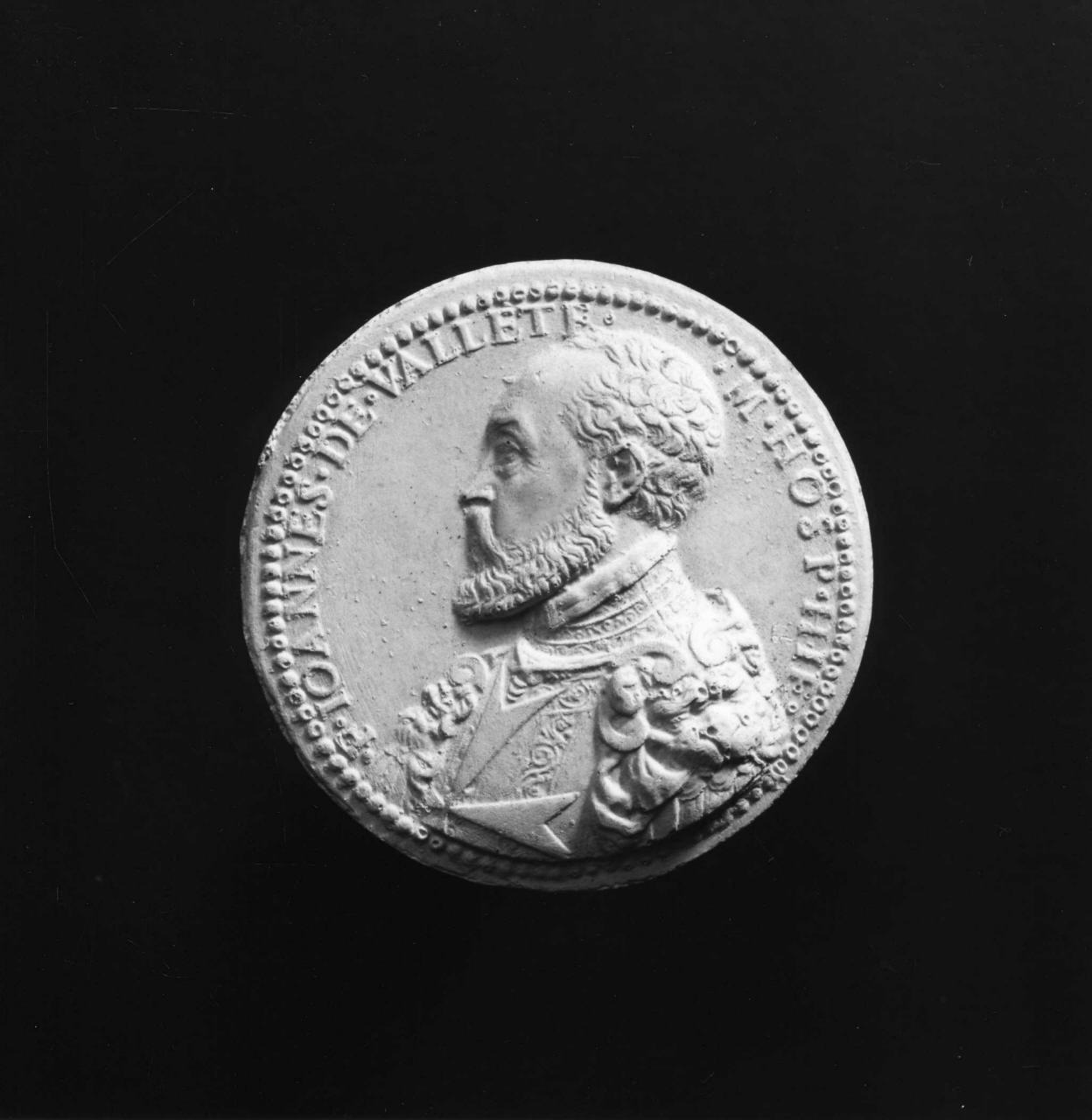 ritratto di Jean Parisot de La Vallette (calco di medaglia) di Lelli Oronzio (bottega) (sec. XIX)