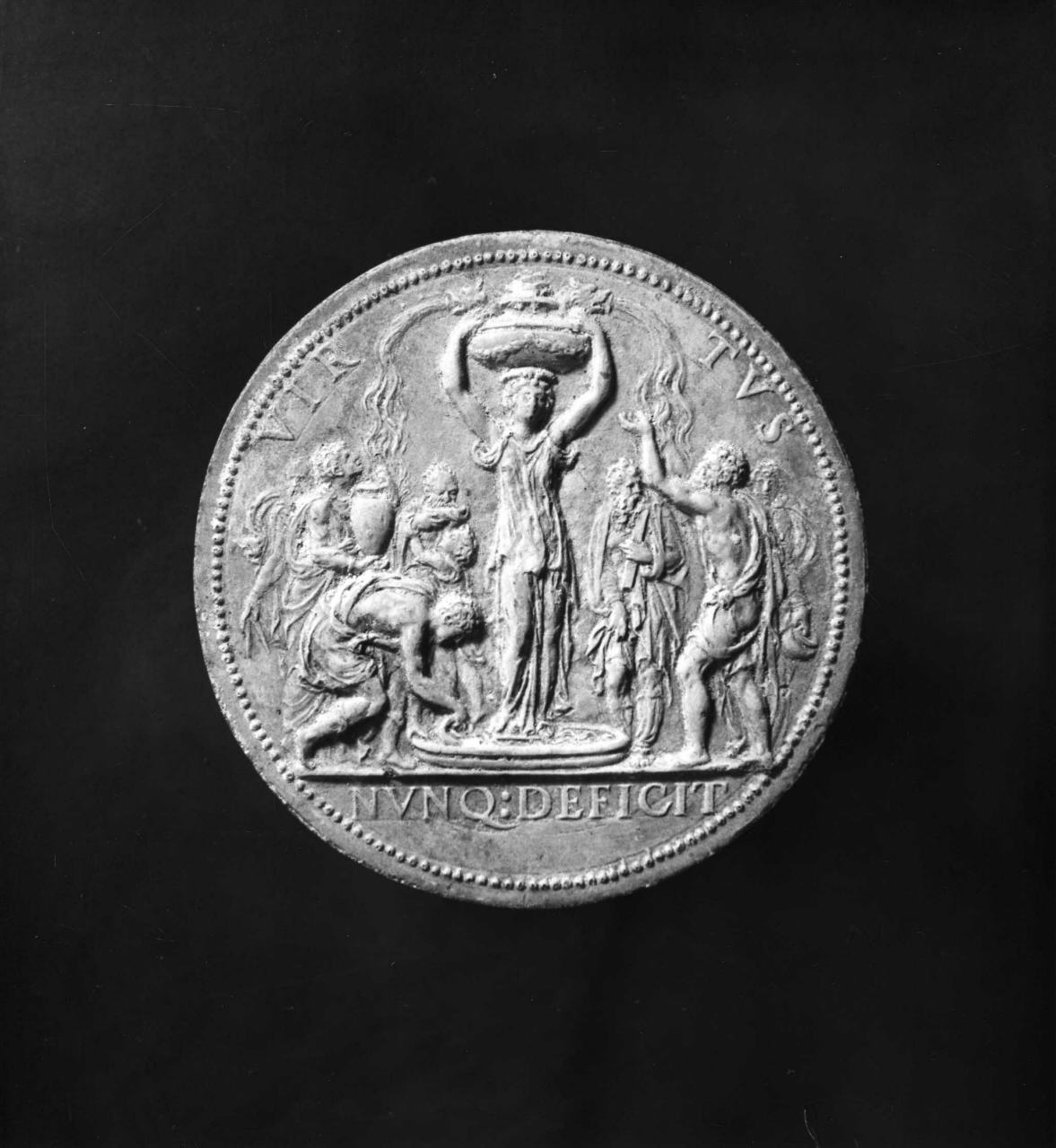 fontana delle scienze (calco di medaglia) di Lelli Oronzio (bottega) (sec. XIX)