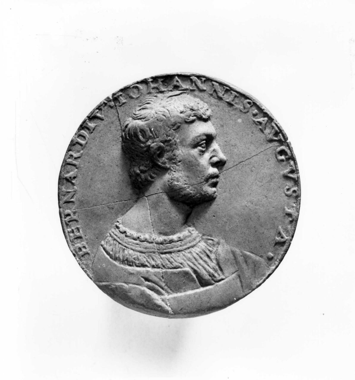 ritratto di Bernardo Giovanni d'Aosta (calco di medaglia) di Lelli Oronzio (bottega) (sec. XIX)