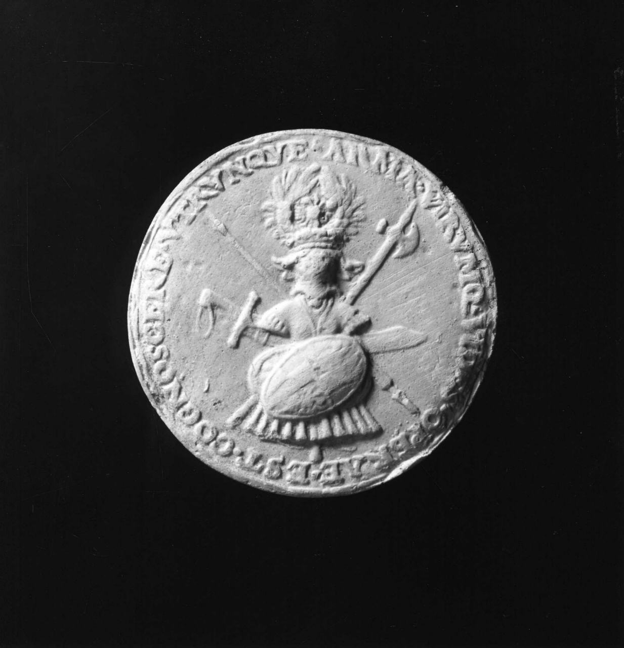 trofeo di armi, nello scudo uno stemma inquartato (calco di medaglia) di Lelli Oronzio (bottega) (sec. XIX)