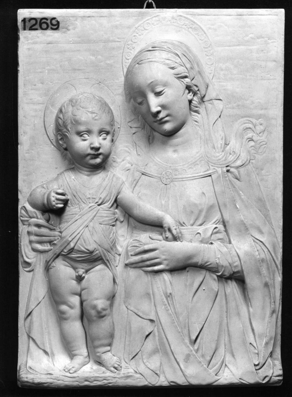 Madonna con Bambino (calco) di Lelli Oronzio (bottega) (sec. XIX)