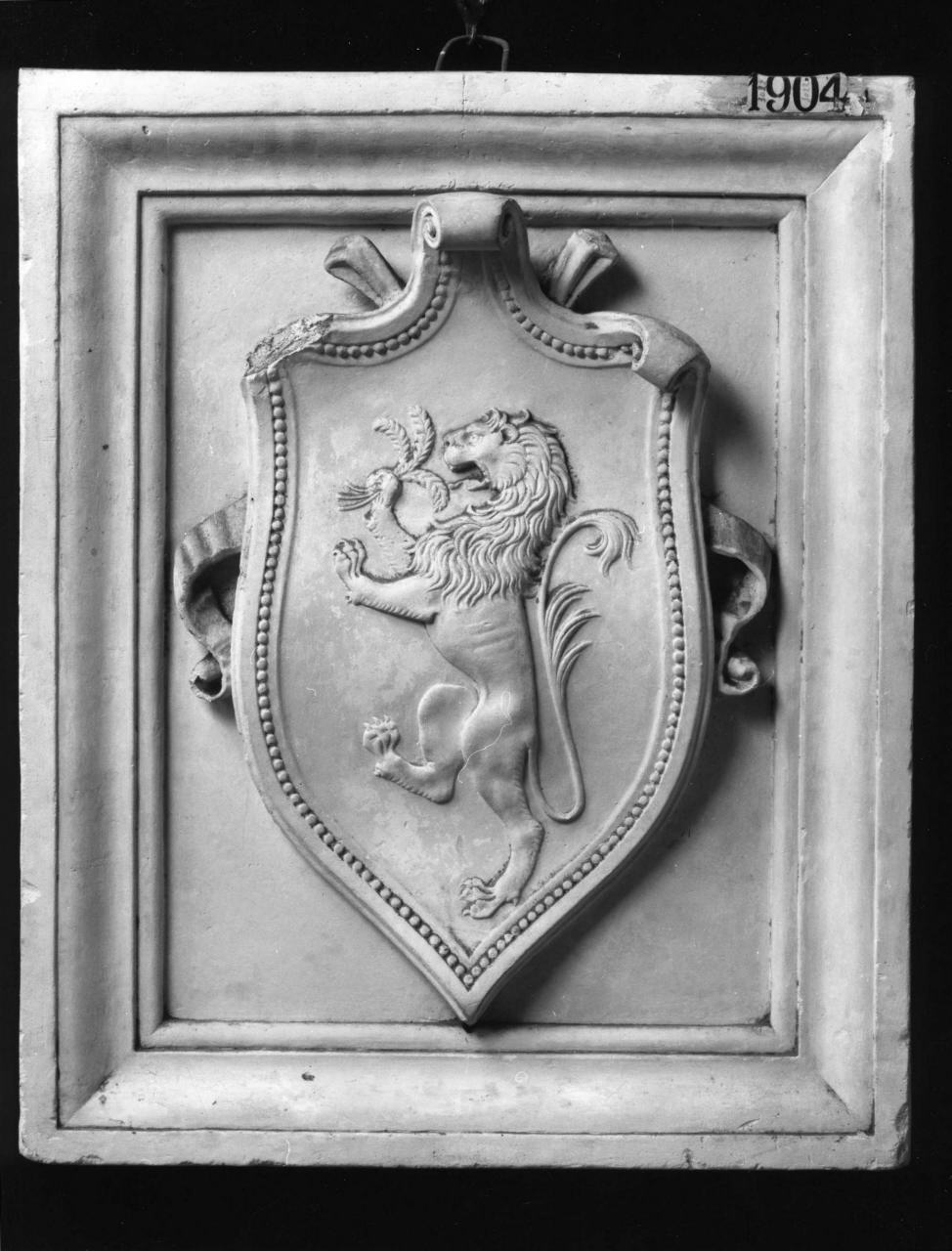 stemma (calco di formella, elemento d'insieme) di Lelli Oronzio (bottega) (sec. XIX)