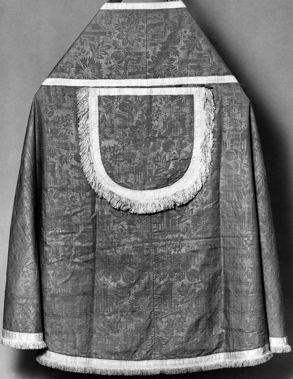 piviale - manifattura toscana (sec. XVIII)