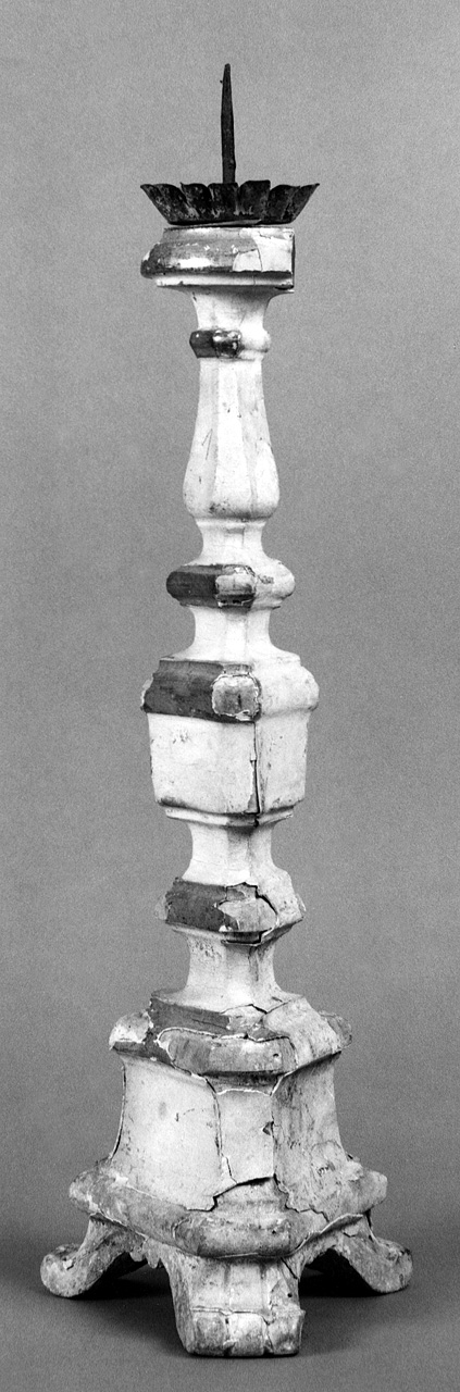 candeliere d'altare, serie - produzione toscana (sec. XVIII)